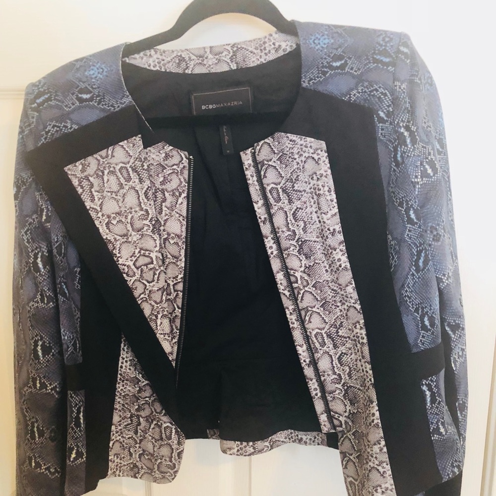 BCBG python print blazer - Picture 2 of 3